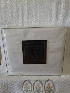 Victoria Valenti 1800 Collection Bed Sheets